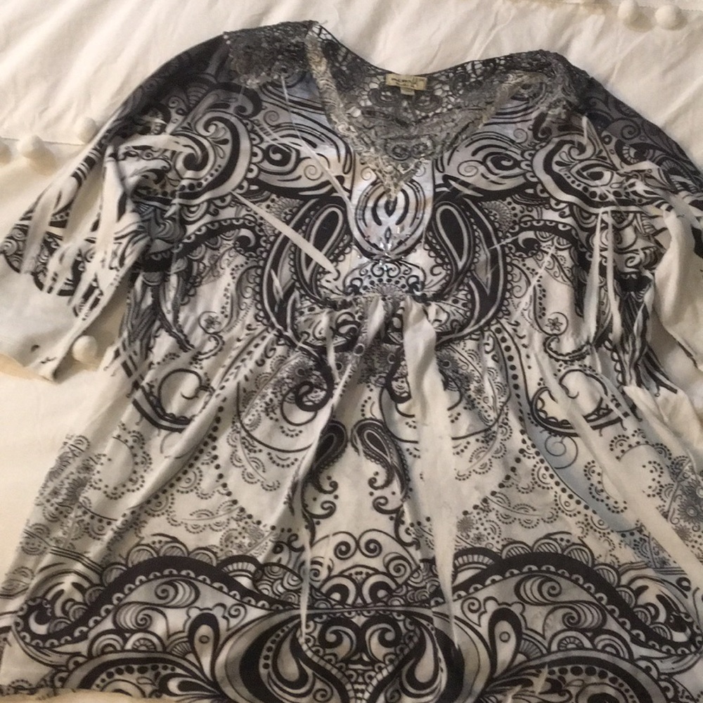 Plus size women’s top